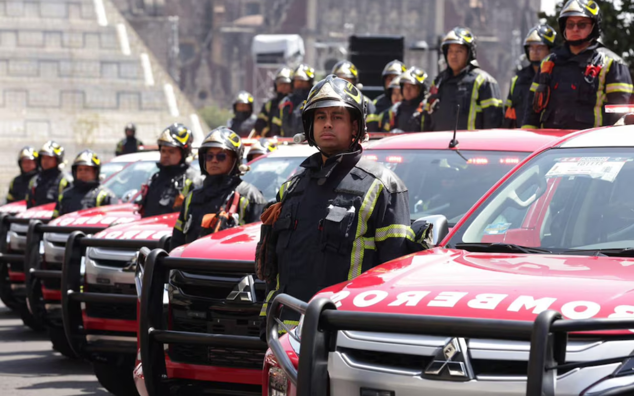 Distintos elementos participarán en el 'Desfile de Bomberos'. Foto: Heroico Cuerpo de Bomberos CDMX