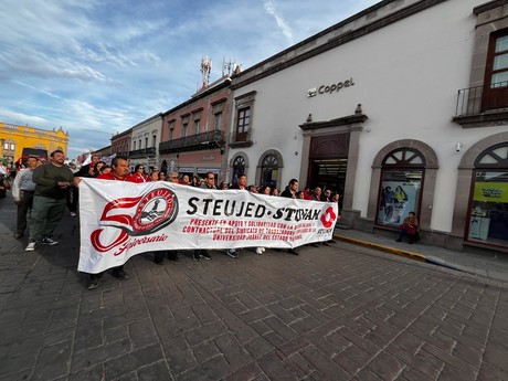 Trabajadores de la UJED amenazan con irse a huelga ¿Por qué motivo? Esto sabemos