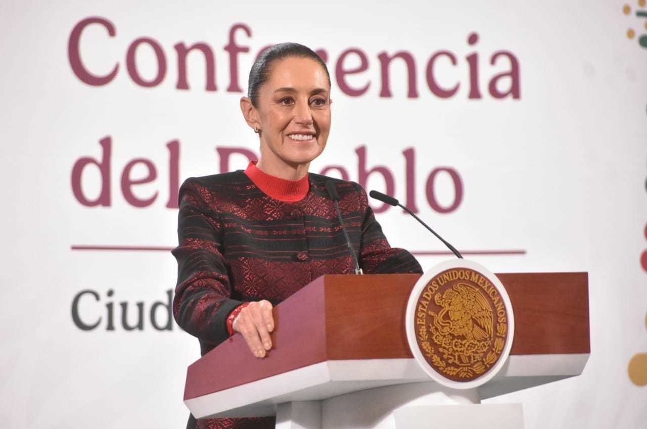 Claudia Sheinbaum en conferencia matutina en  CDMX. Foto: Enrique Pérez