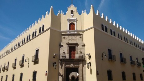 Colegio de Psicólogos promueve campañas de salud mental en universidades de Yucatán