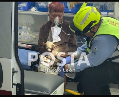 VIDEO | Fuerte incendio deja tres personas intoxicadas y una herida en Monterrey