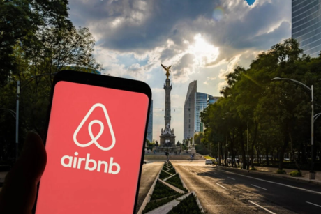 Airbnb se ampara, pide revertir medidas que impiden servicio de estancia temporal en CDMX