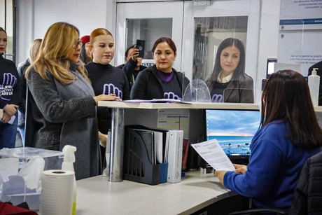 Instituto de las Mujeres Regias pide reconsiderar el aumento al transporte