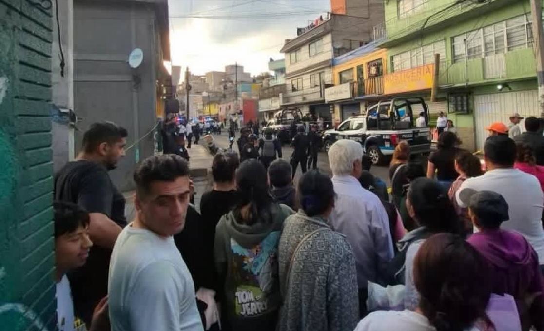 Balacera en barbería de Naucalpan cobra dos vidas. Foto: @CIUDAD_SATELITE