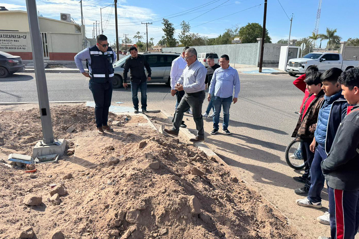 El Alcalde de Comondú deja entrever que estos daños llevan 'otra connotación', porque no fue por robo. Fotos: Facebook de Roberto Pantoja Castro.