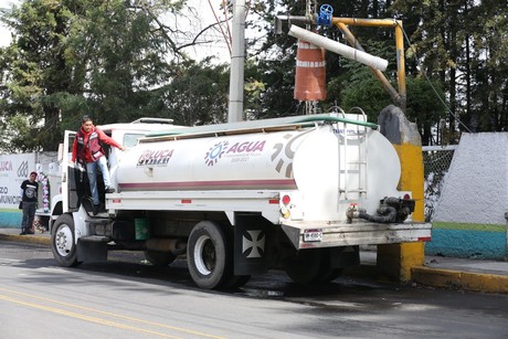 ¡Atención Toluca! Pipas distribuirán agua potable en estas colonias