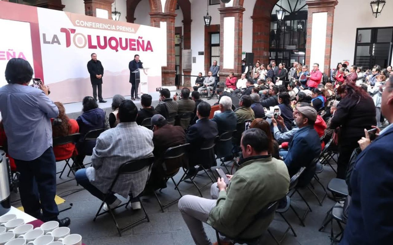 La venta de alcohol en las festividades patronales se ha salido de control, fomentando riñas y actividades delictivas, aseguró el alcalde de Toluca. Foto: Cortesía