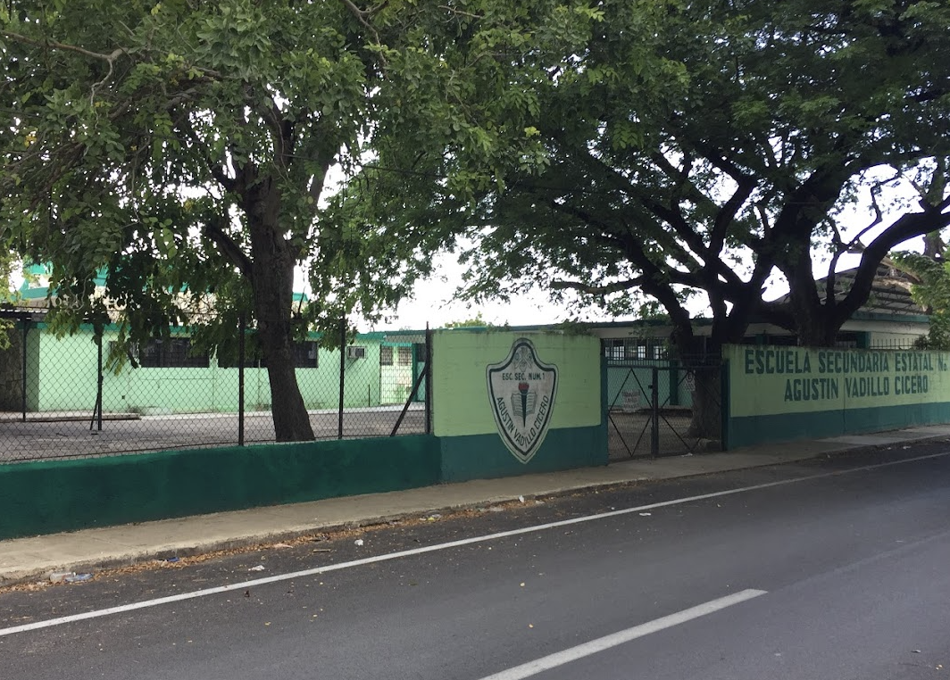 La escuela secundaria 'Agustín Vadillo Cicero' fue escenario de un escándalo que fue denunciado por padres de familia.- Fuente José Ricardo Maldonado Arrollo