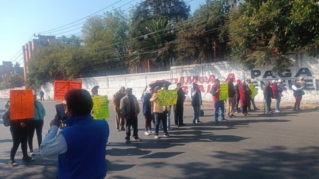 Bloqueo en la autopista México-Querétaro causa caos vial y largas filas