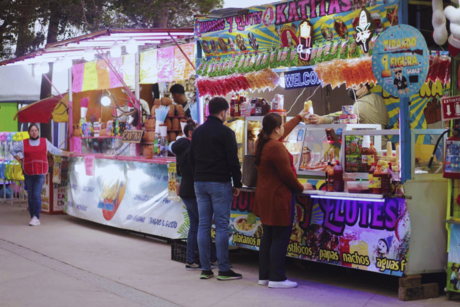 ¡Atención comerciantes! Así podrás apartar tu lugar en el Carnaval La Paz 2025