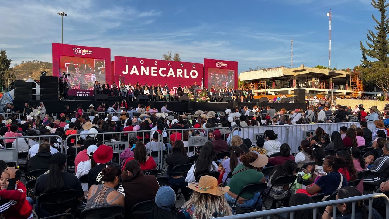 Informe de gobierno de Janecarlo Lozano en GAM. Foto: Laura Ávila