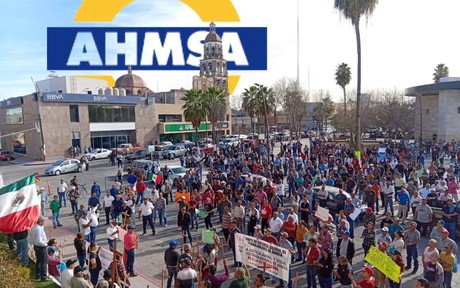 Obreros de AHMSA en Monclova exigen justicia y pagos atrasados en manifestación 