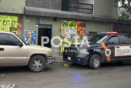 Pistoleros asaltan tienda de abarrotes en Guadalupe, Nuevo León