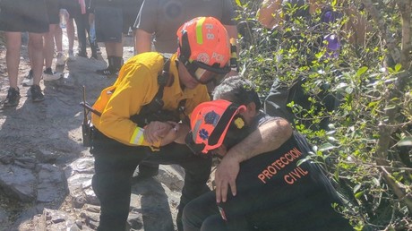 Rescatan a hombre tras caída en el Cerro de la Silla por golpe de calor