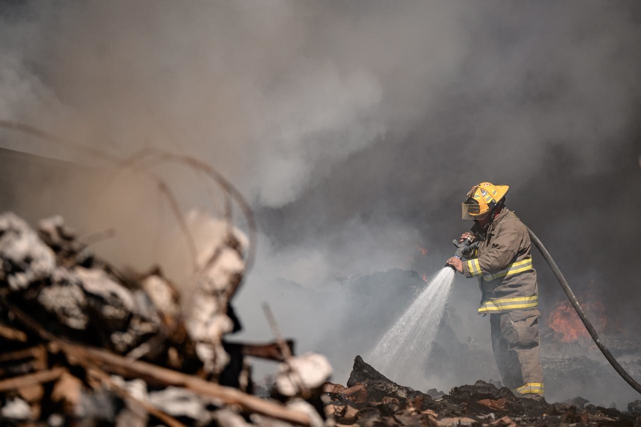 Se han registrado distintos incendios en predios abandonados en Saltillo. (Fotografia: Gobierno de Saltillo)