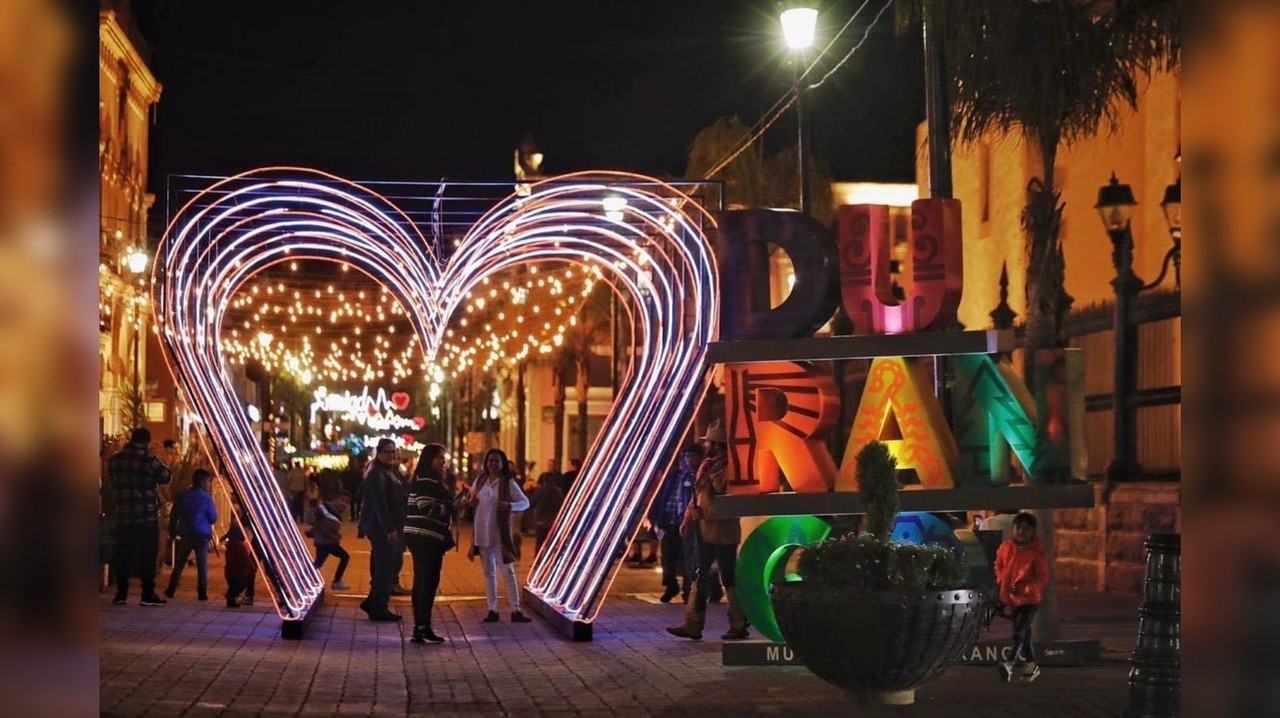 Colocarán alumbrado del amor en el Centro Histórico de Durango. Foto: Facebook Toño Ochoa.