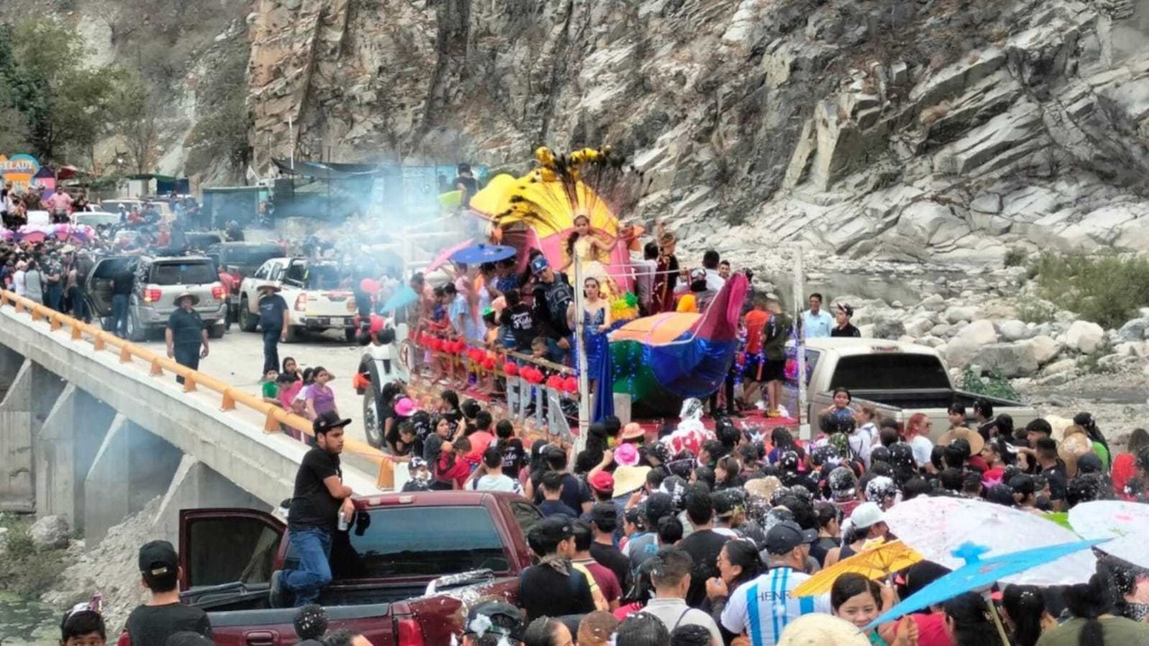 Carnaval de Tayoltita. Foto: Edgar Gutiérrez.