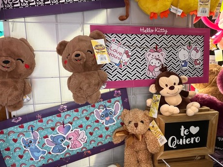 San Valentín: ¿Dónde puedes encontrar peluches y ramos? Aquí te lo contamos