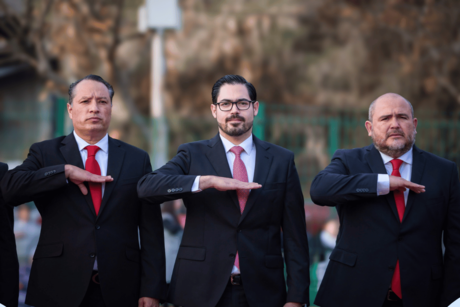 David de la Peña lidera ceremonia del 5 de febrero en Santiago