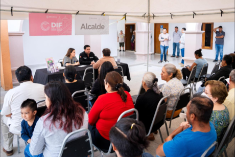 Raúl Cantú y ciudadanos trabajan en conjunto en el Martes Ciudadano de Salinas Victoria