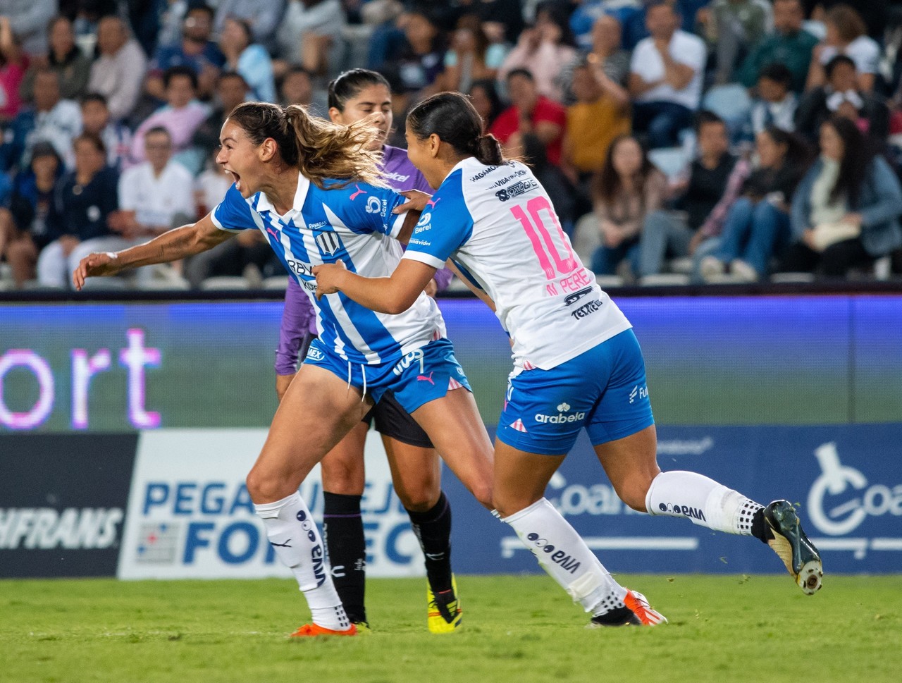Rayadas aplasta a Pachuca y clasifica a su sexta final en la Liga MX Femenil