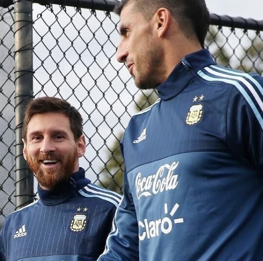 Nahuel Guzmán y Gignac revelan plan para llevar a Messi a Tigres