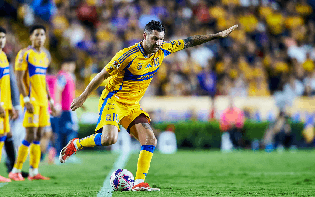 Gignac y la cifra mágica que alcanzó con Tigres