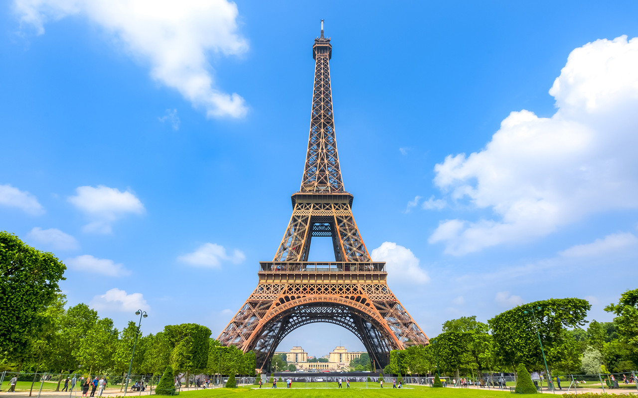 Torre Eiffel,  icónica estructura de hierro ubicada en París, Francia. Foto: Eiffel Tower