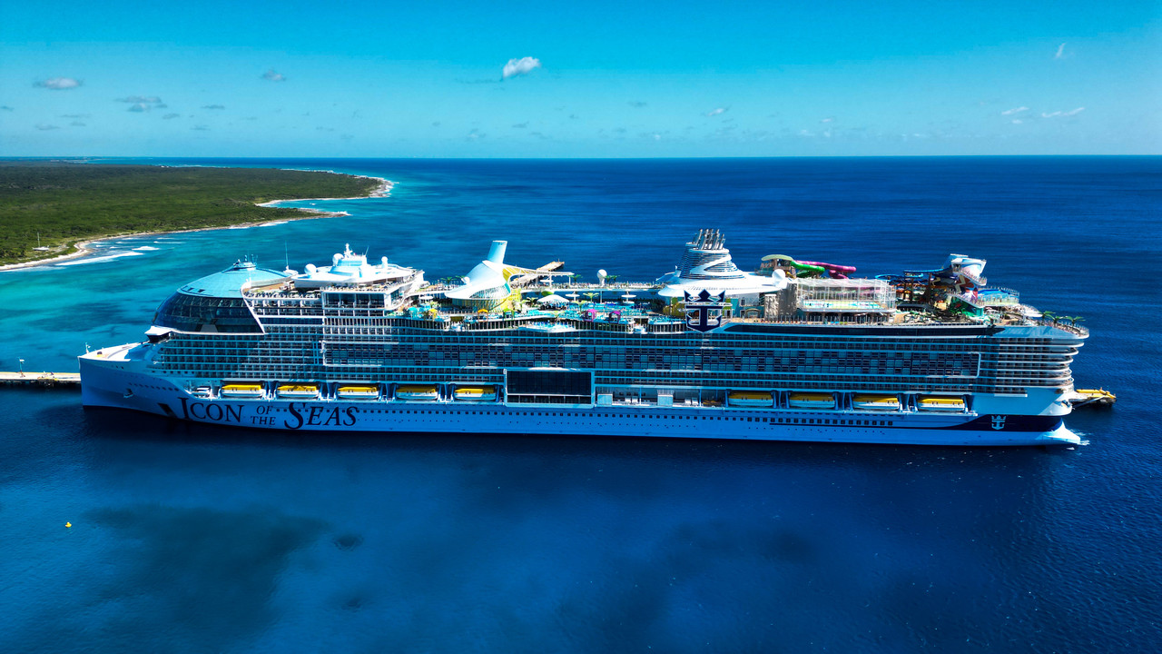 El crucero más grande del mundo llegó a Mahahual, Quintana Roo. Foto: @MaraLezama