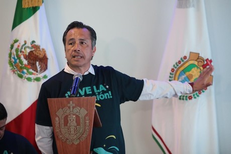 Cuitláhuac García, gobernador de Veracruz se niega a responder críticas de Yunes