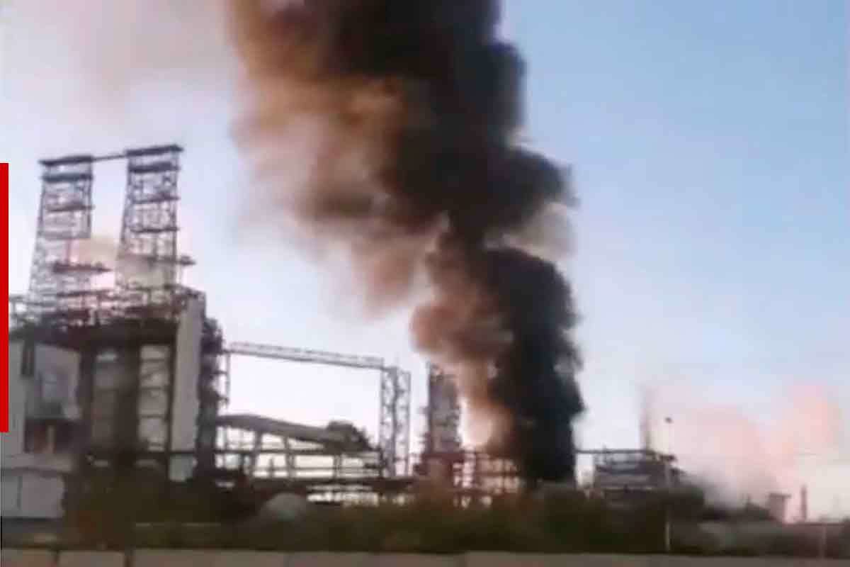 Incendio en la refinería de Cadereyta, Jímenez, Nuevo León. Foto: Medio Ambiente NL