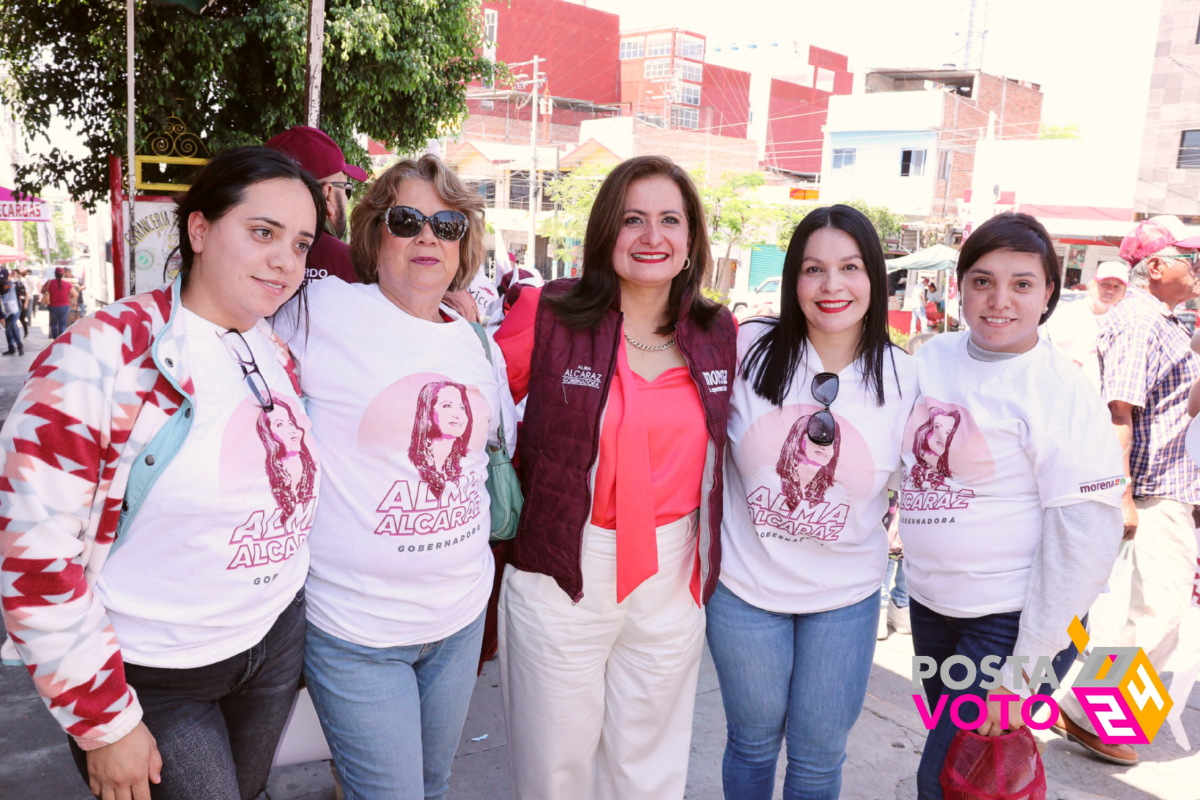 Alma Alcaraz, candidata a gobernadora de Guanajuato por Morena, se comprometió con los comerciantes a mejorar la movilidad Foto: Equipo de campaña