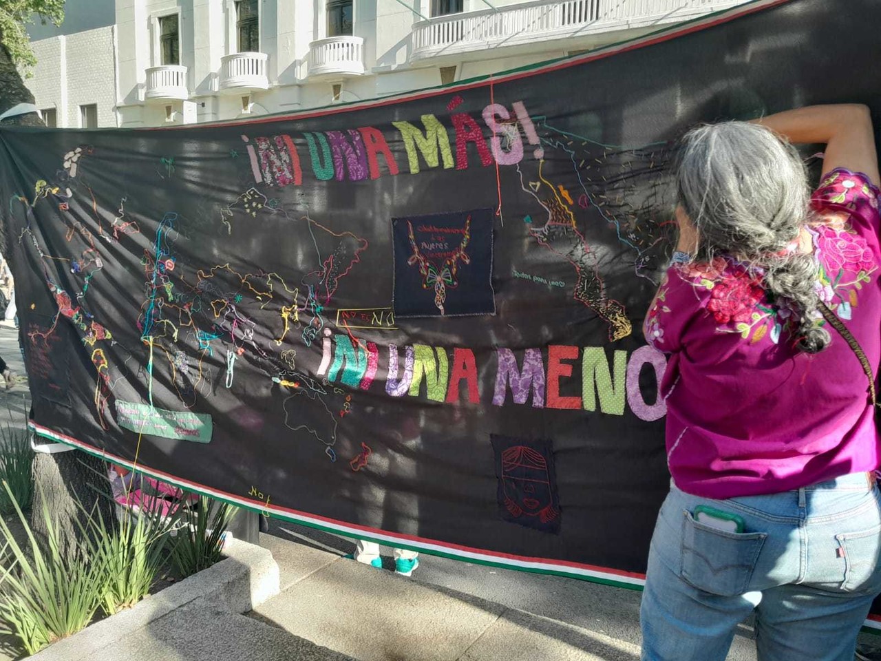 Detrás de cada participante en la marcha del 8M, hay un relato que toca el corazón. (FOTO: Fernanda Sánchez/ Posta México)