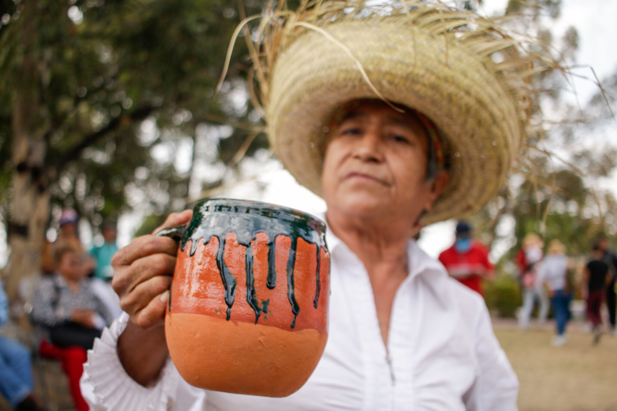 De bebidas ancestrales hasta bebidas creadas en cantinas, conoce un poco de las bebidas que te esperan en la ciudad de Puebla. Foto: Especial