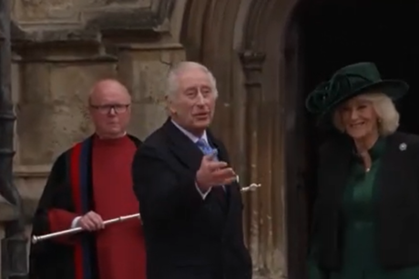 ¡El rey Carlos III reaparece! en misa de pascua tras anunciar que tiene cáncer