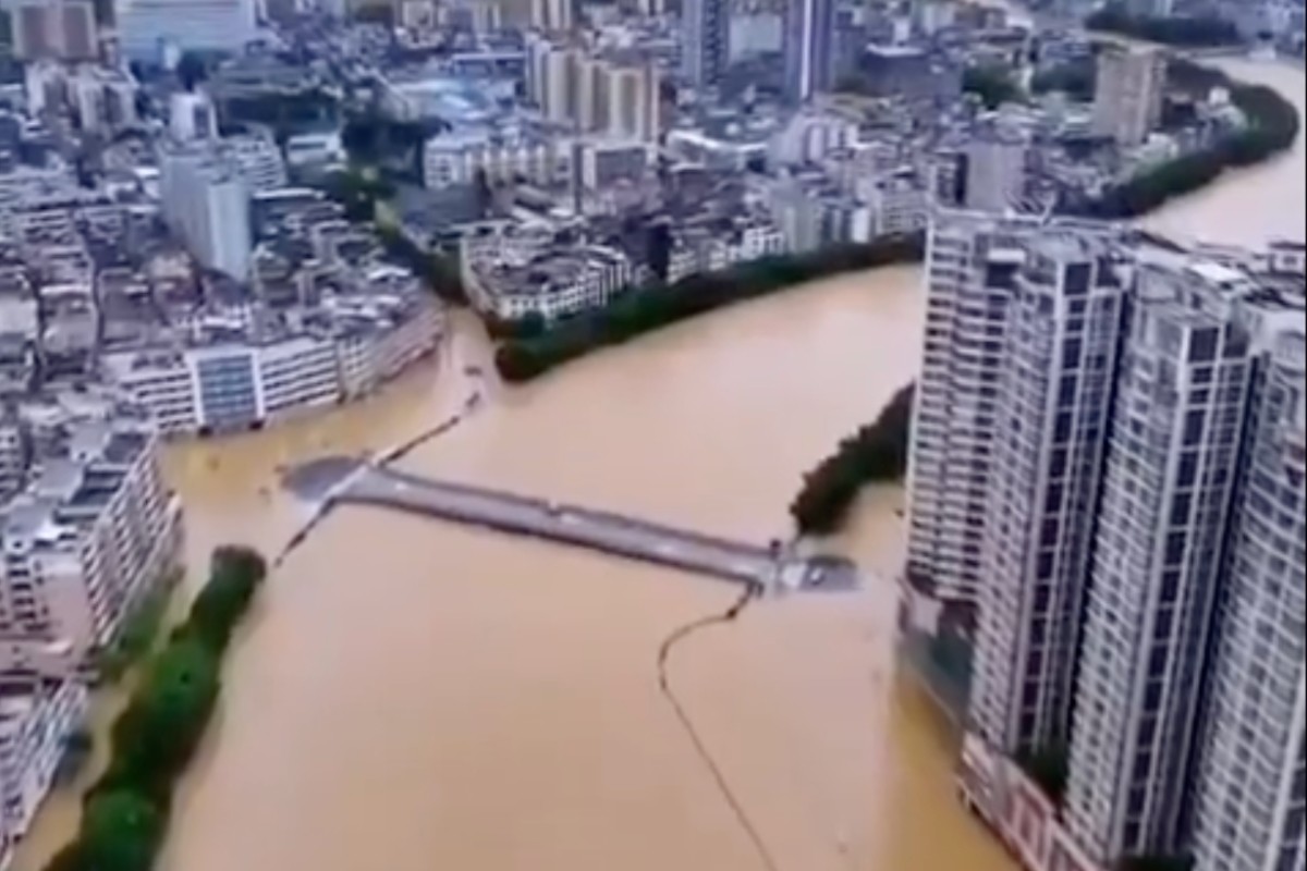 Las lluvias han provocado que China quede bajo el agua Foto: 'X'(Twitter) @DraNataliaPre