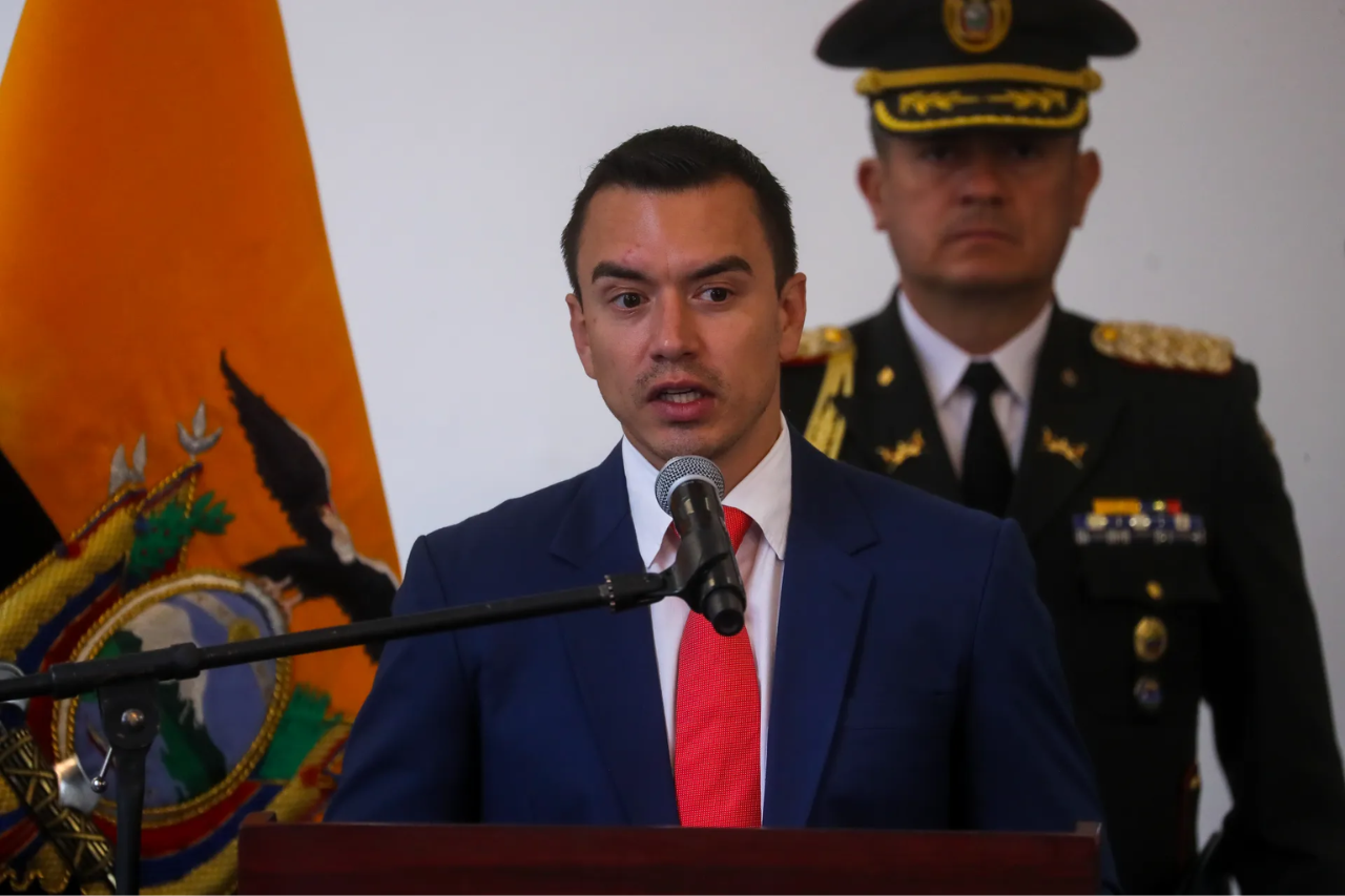 Daniel Noboa, reconoció la compleja situación desatada tras la irrupción policial en la Embajada de México en Quito. Foto: EFE