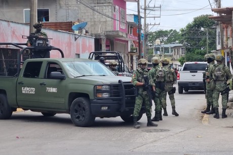 Ejército realiza operativo en un inmueble en Villahermosa, Tabasco
