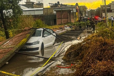 Edomex: Fuerte tornado sorprende a residentes de Toluca y deja dos muertos