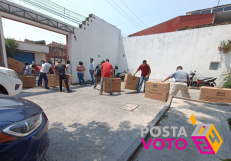 Llega material electoral al OPLE Coatepec