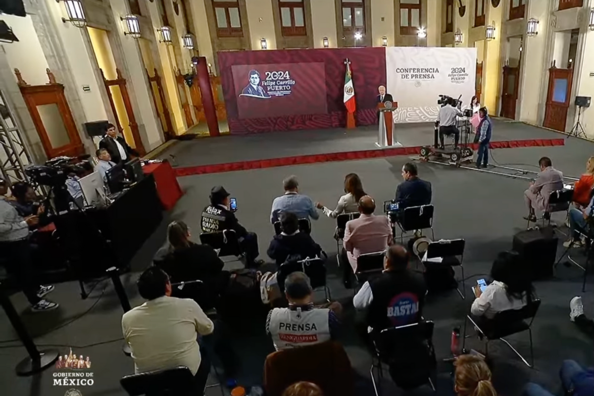 El presidente AMLO en conferencia de prensa del 12 de junio de 2024. Captura de pantalla / YouTube