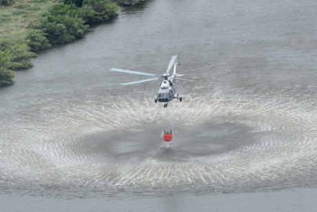 Armada de México capacita a Pilotos en combate de incendios vía aérea