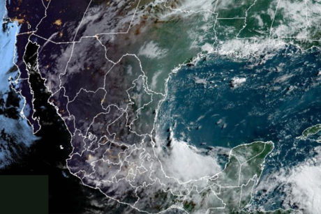 Ondas tropicales No. 5 y 6 traerán lluvias intensas a fuertes a México