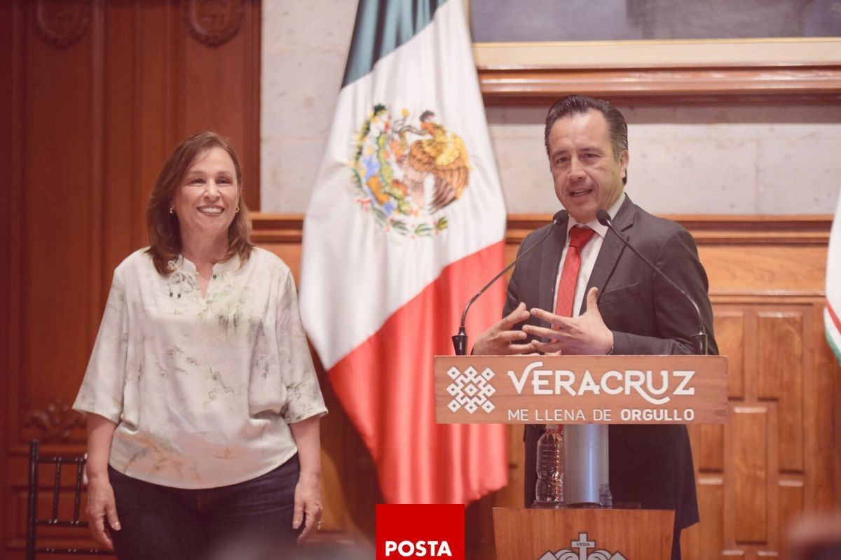 El gobernador de Veracruz, Cuitláhuac García Jiménez y la gobernadora electa Norma Rocío Nahle García se reúnen para proceso de transición. Foto: Rosalinda Morales