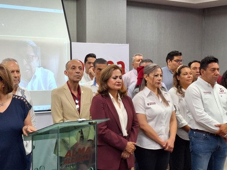 Impugna Morena elección en Guanajuato por uso de tarjeta rosa