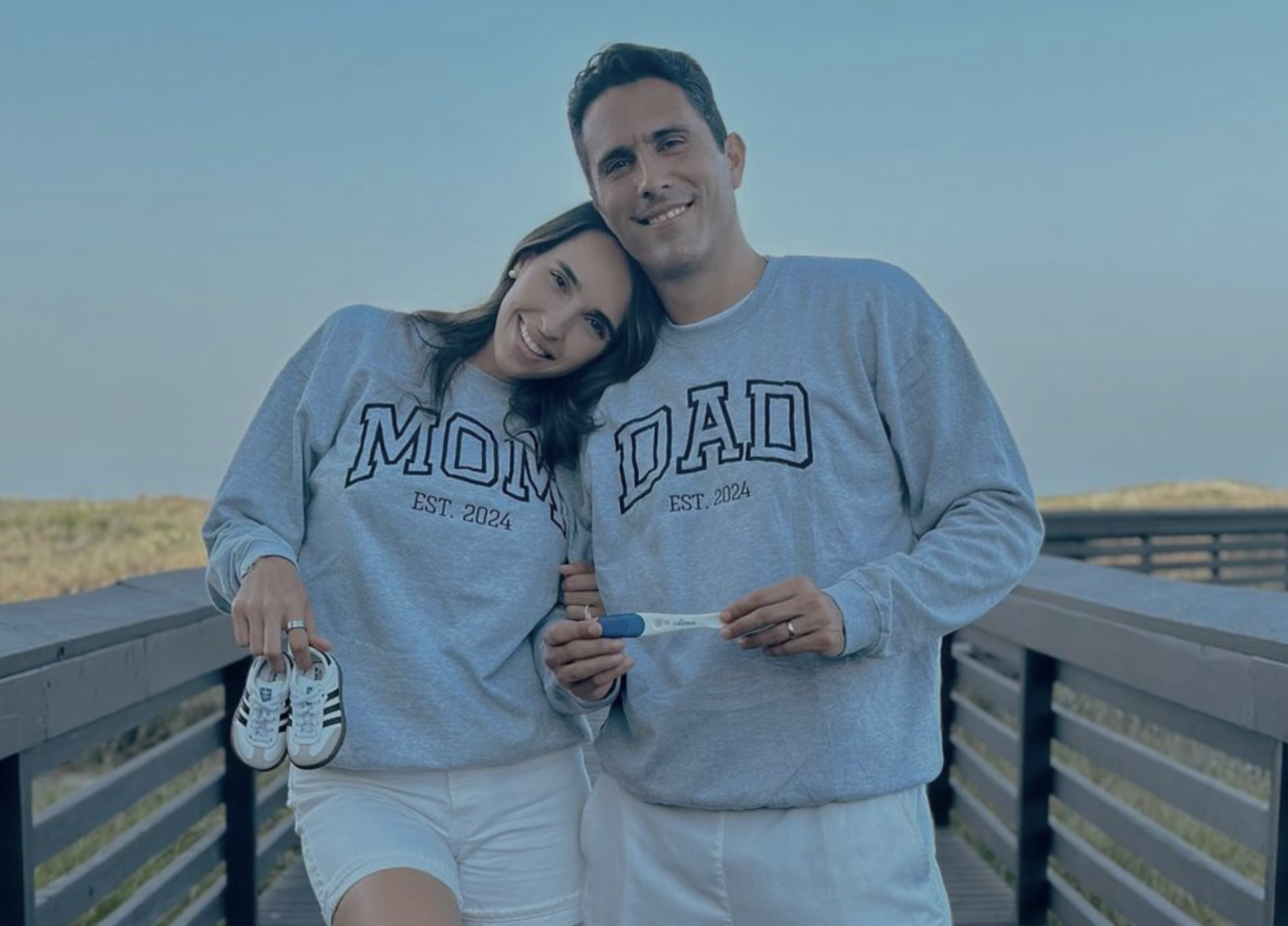 Aldo De Nigris junto a su esposa Krizia Meyer anuncian que serán papás. Foto: Instagram