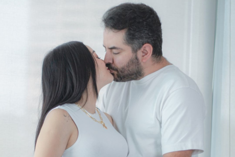 José Eduardo Derbez y Paola Daly anuncian el nacimiento de su hija | FOTO