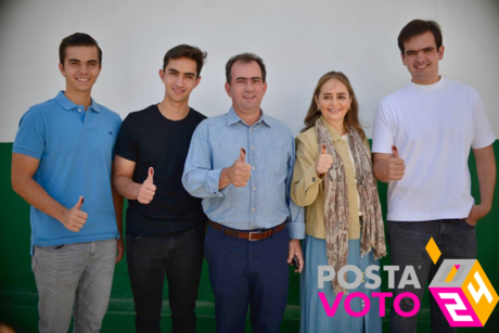 Candidatos a la gubernatura de Veracruz emiten su voto este 2 de junio
