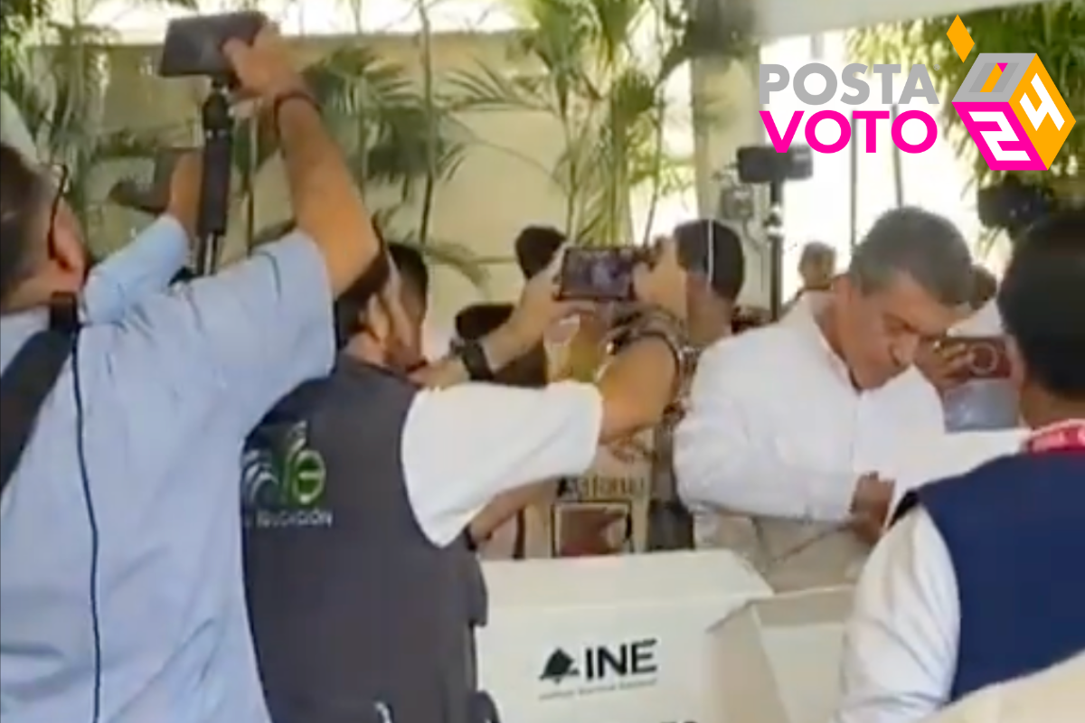 Rutilio Escandón, gobernador de Chiapas, votando en Casilla Electoral. Captura de pantalla / X