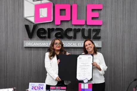 Entregan a Nahle constancia de mayoría como gobernadora de Veracruz